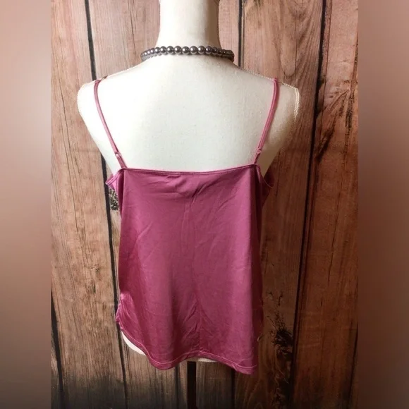 Large rose pink v shape camisole with sparkle bead work (0101) - Picture 3 of 6